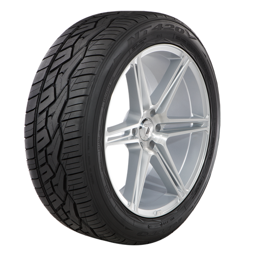 Nitto NT420V 295/45R20 114 V 460-A-A - Premium Tires for Superior Performance